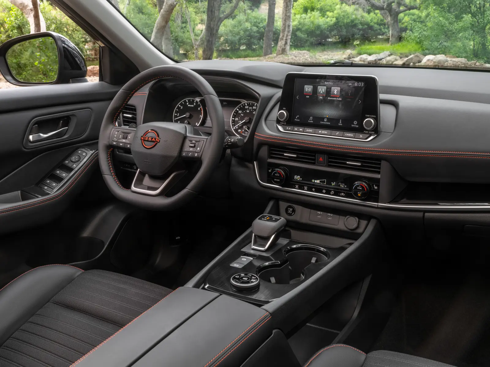 Nissan Rogue 2025 SL Interior